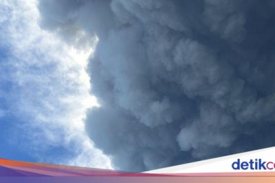 Gunung Lewotobi Laki-laki Kembali Erupsi, Tinggi Kolom Abu 9 Km