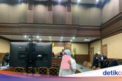 Eks Panitera PN Jaktim Minta Jadi Tahanan Kota, Hakim: Ini Extraordinary Crime