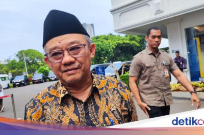 Mendikdasmen: Gaji Guru Honorer Naik Rp 2 Juta, Guru ASN Naik 1 Kali Gaji