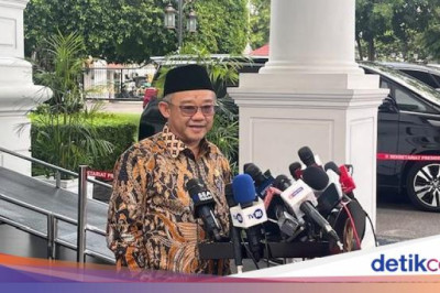 Mendikdasmen Ungkap Prabowo Minta PPDB Sistem Zonasi Dikaji Mendalam