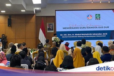 Cak Imin Dorong Gus Dur Jadi Pahlawan Nasional